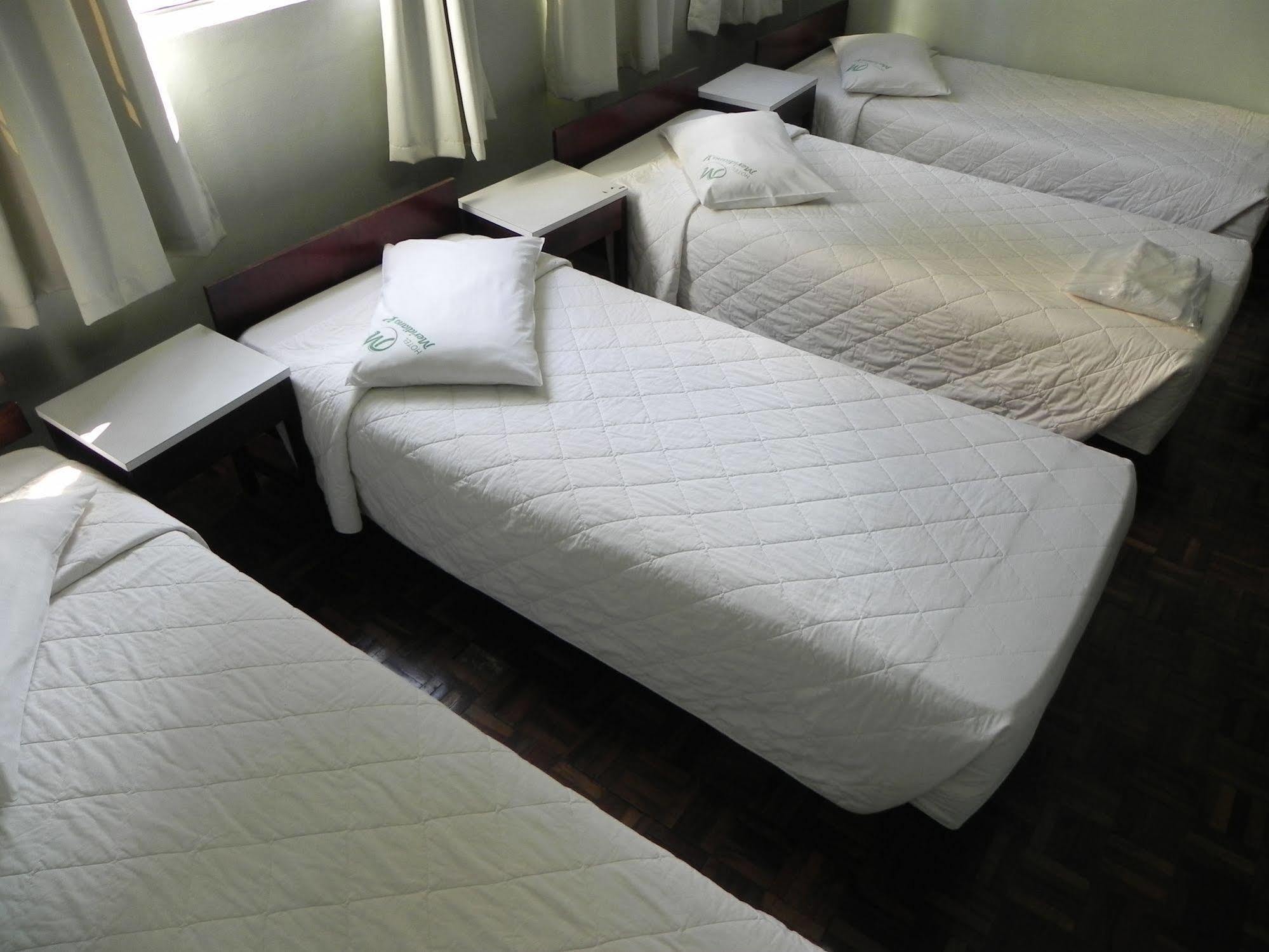 Hotel Meridiano V Curitiba Buitenkant foto